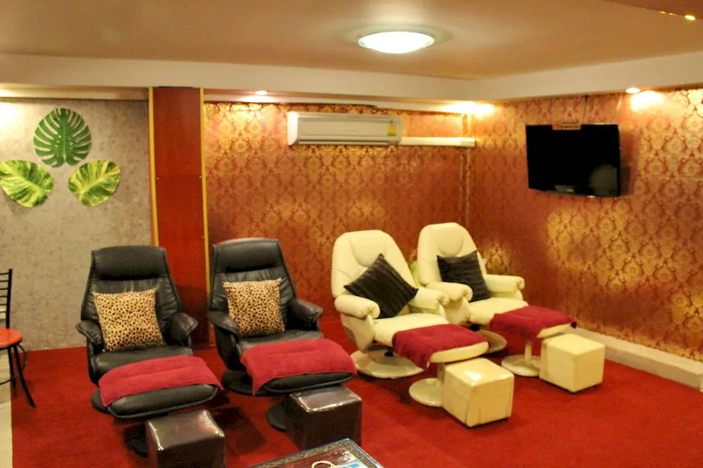 Central Place Hotel