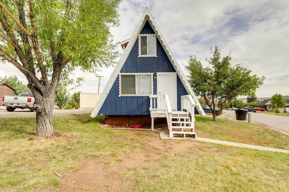 Charming Evanston A-Frame Dog Friendly!