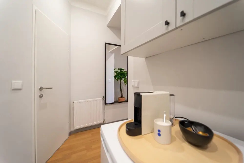 Modern and Bright Apartment - Close TO City Centre