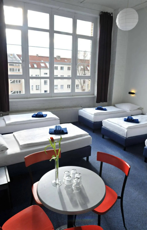 Hotel Transit