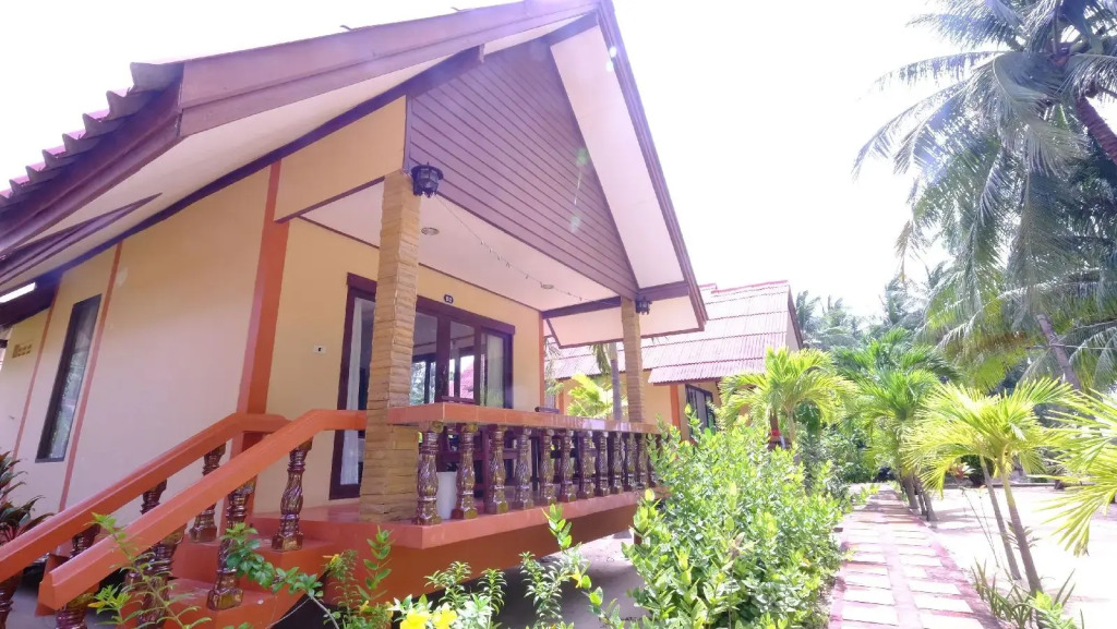 Lolita Bungalow