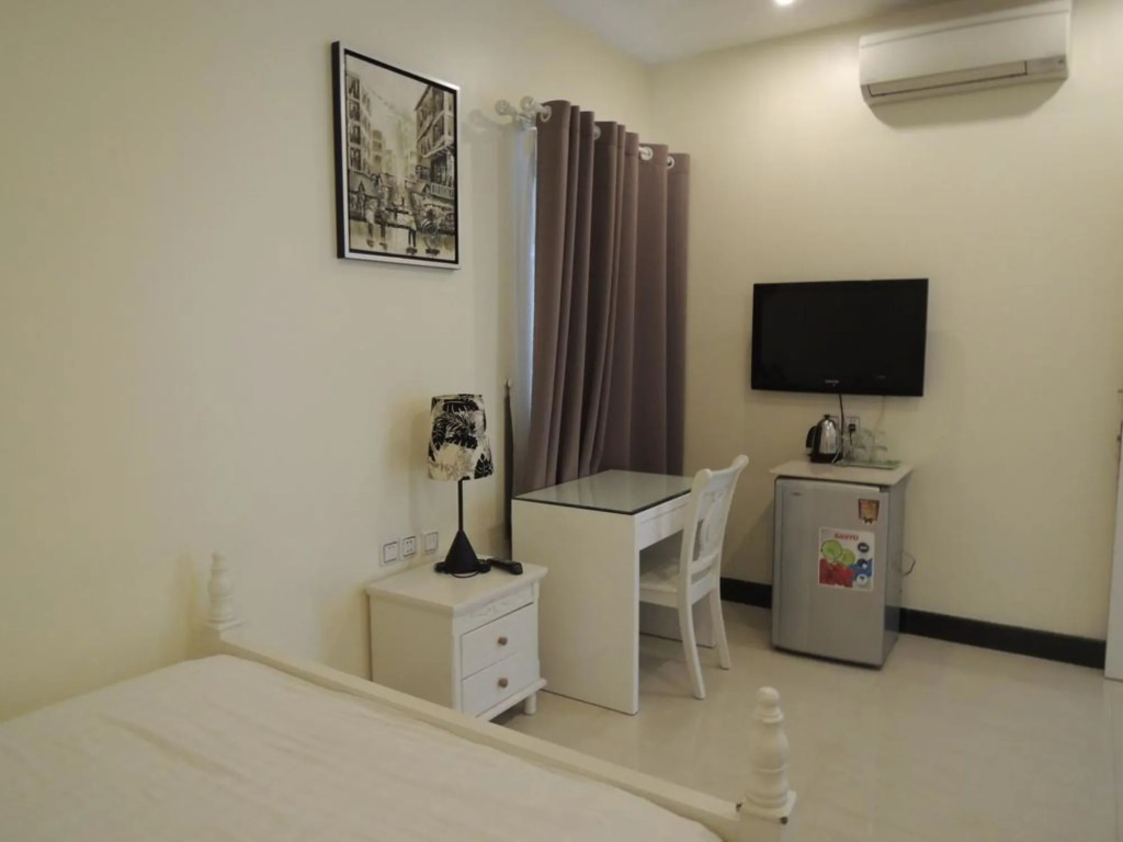 Queen Central Apartment Hotel