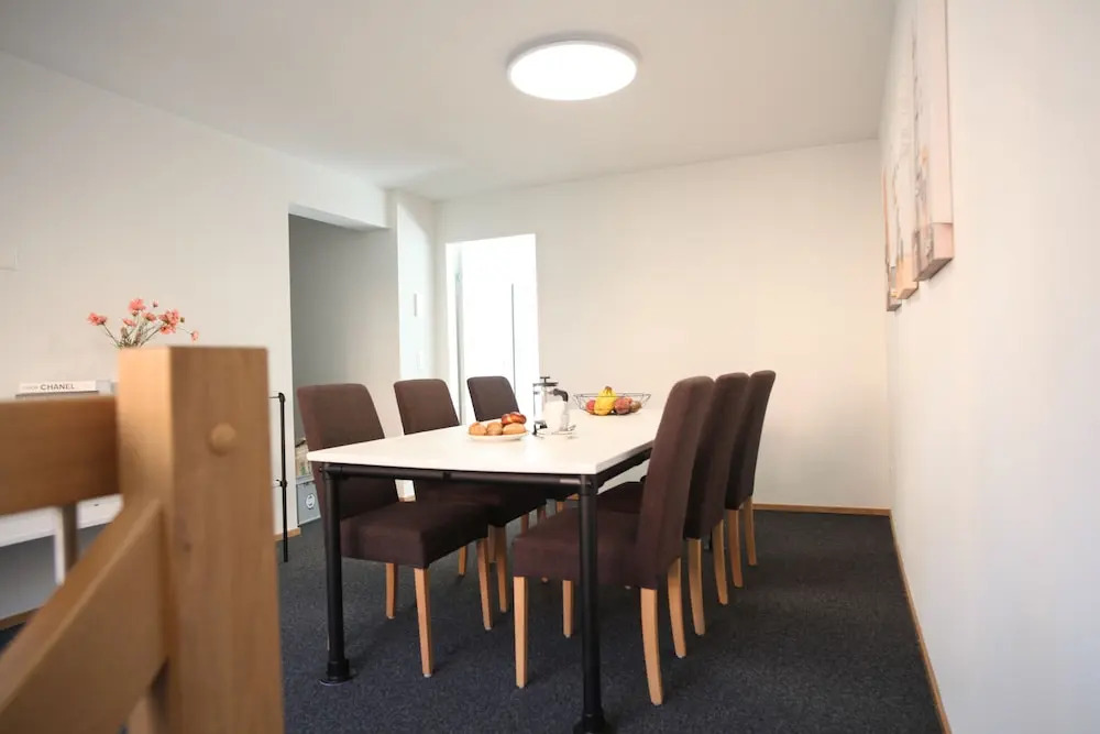 Nest -  Elsastrasse