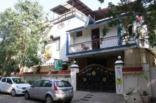 Elements Hostel