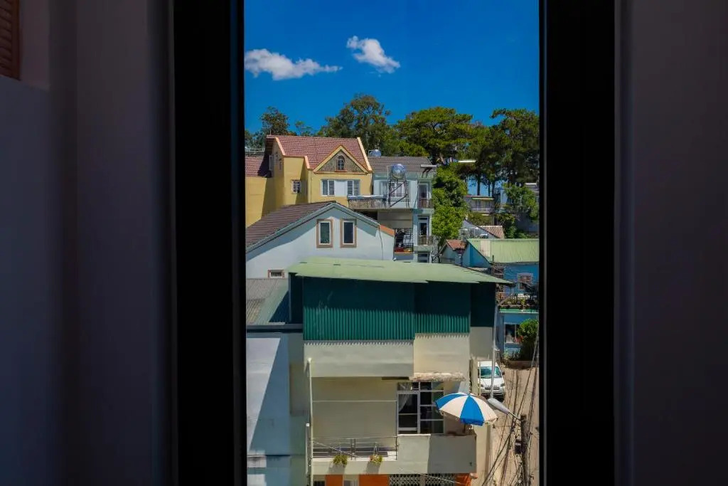 Khanh Uyen 3 Hotel