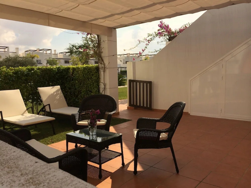 Relaxed Holiday in a Child and Family Friendly Garden, Naranjos 5