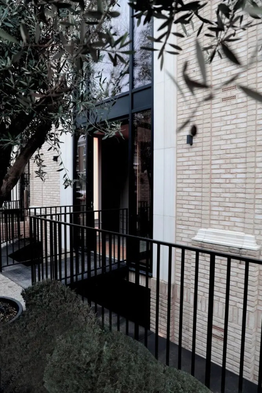 Bakery House by Nestor