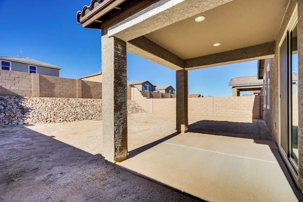 3 Mi to Casino Del Sol! Home w/ Dog-friendly Yard