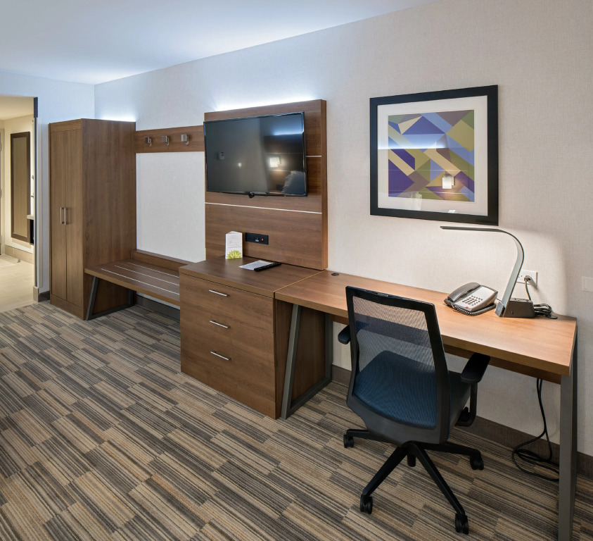 Holiday Inn Express - Red Deer North by IHG