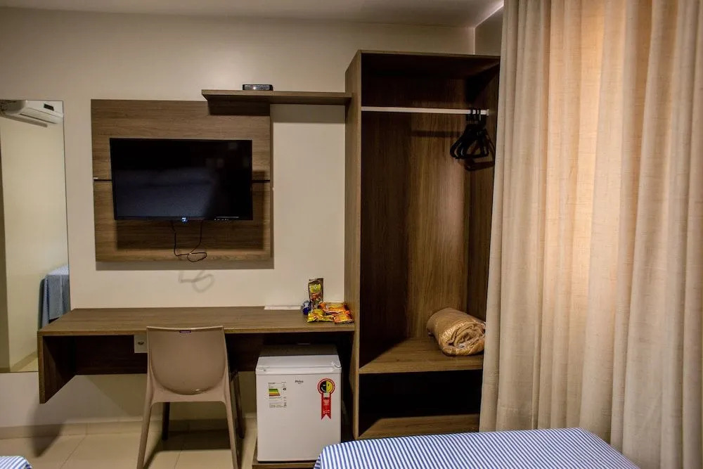 Ozaki's Hotel