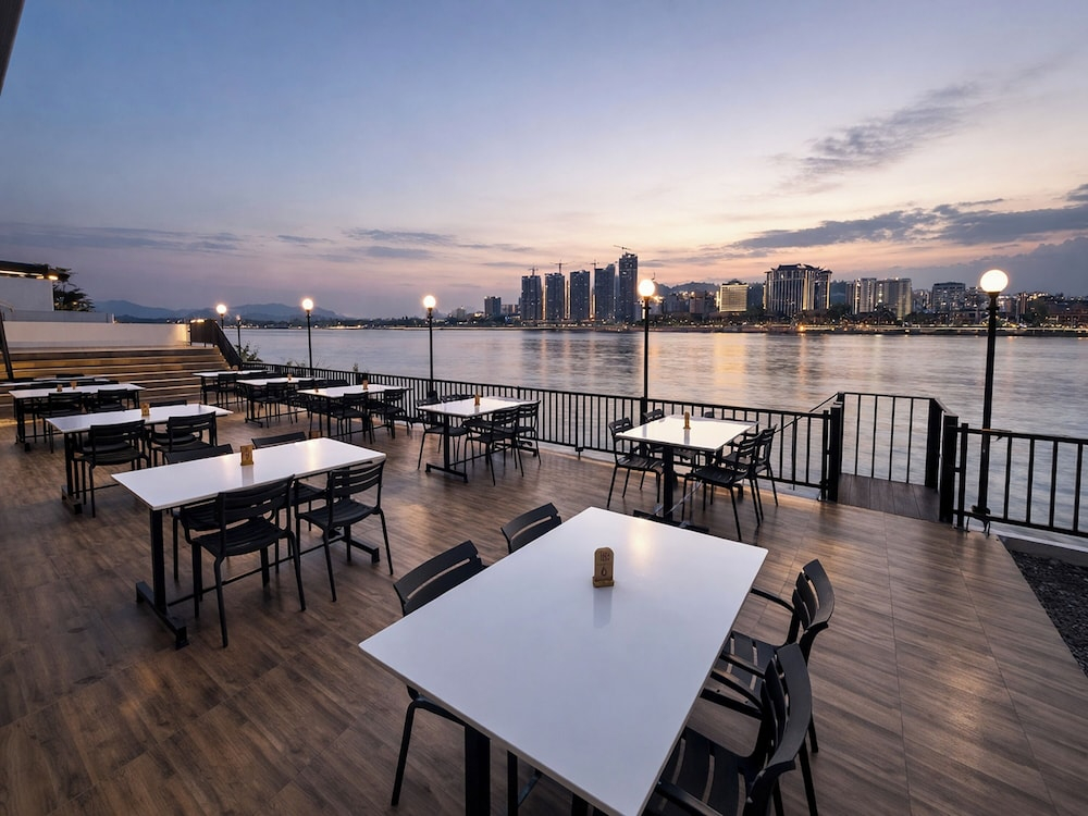 View Khong Hotel