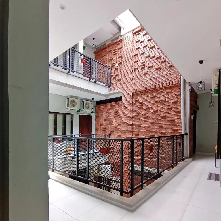 SaBi Guest House - Strategic Family -married couples only- Hostel in Prawirotaman