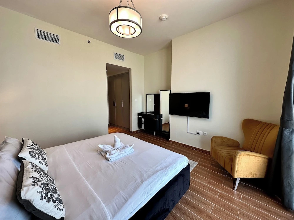 Lux BnB I Amna Tower I Sky Line Views