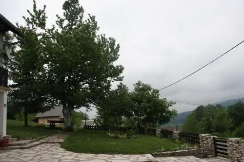Guest House Tone