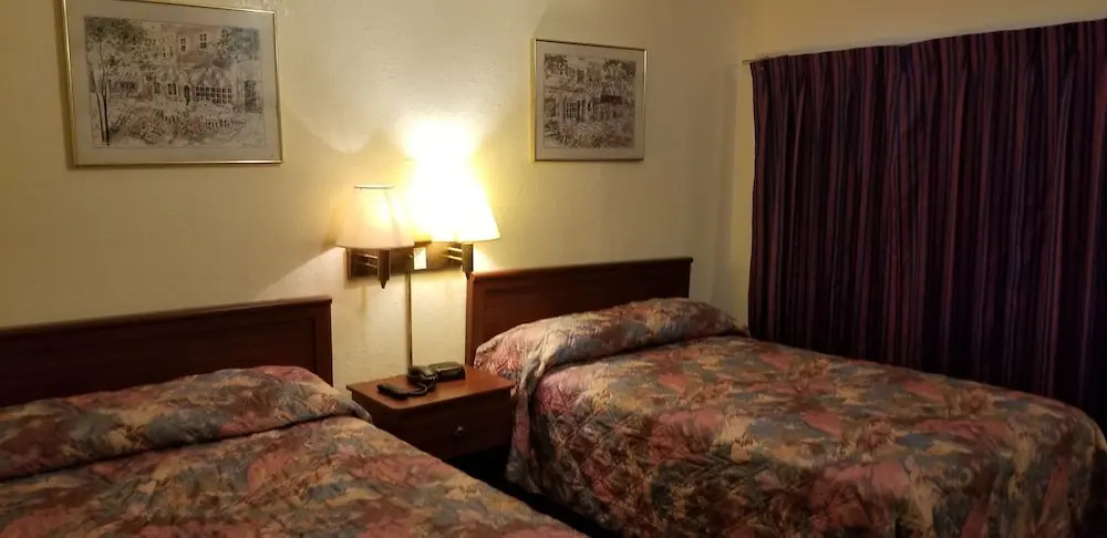 Deluxe Inn Motel - Homestead