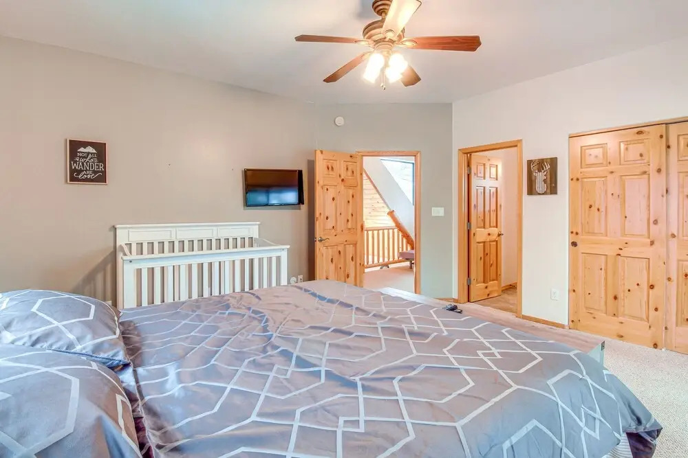 Tranquil Heber-overgaard Cabin w/ Decks & Grill!, Heber