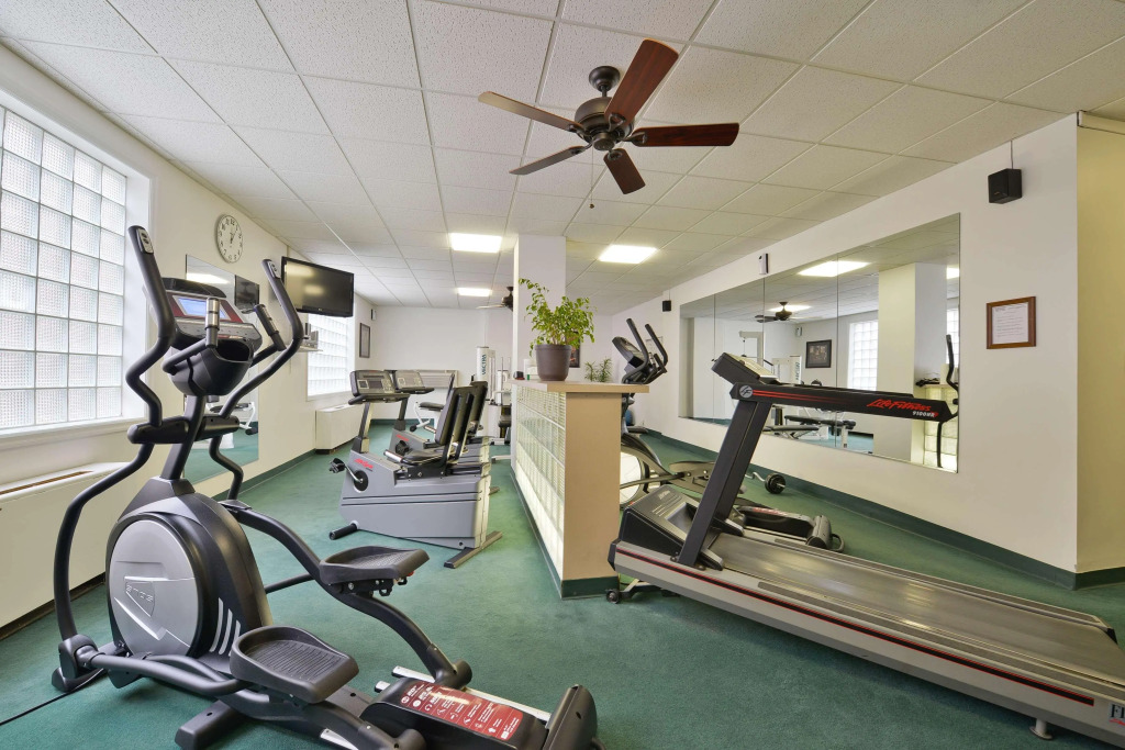 Best Western Plus Sidney Lodge