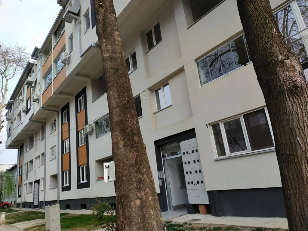 Kostas Duplex