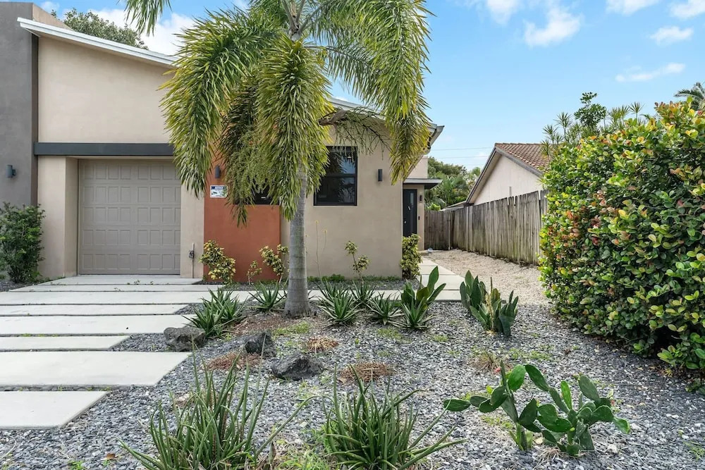 Fox Grand Residence- 6bd, 2 Pools & Pool Table