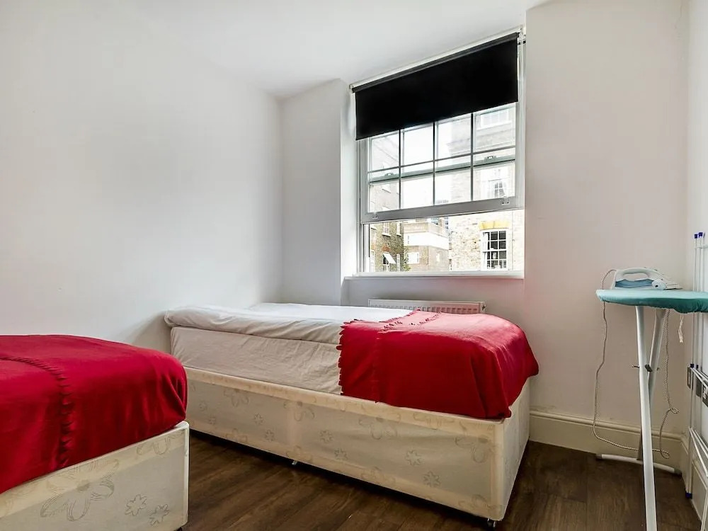 Aldgate Flats