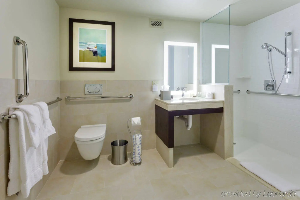 Hotel Indigo Long Island - East End by IHG