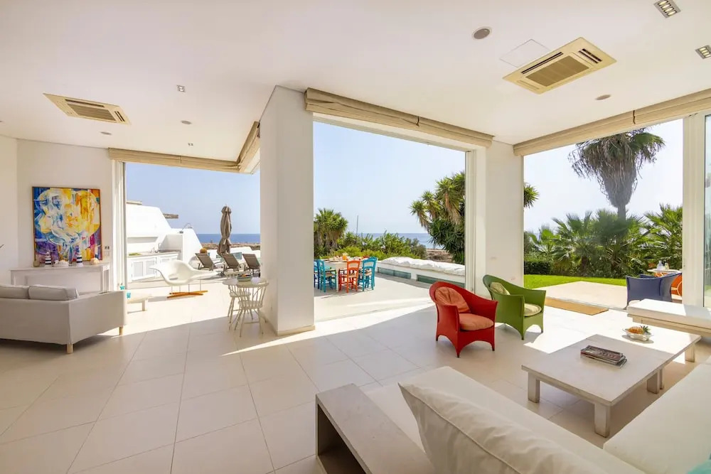 Protaras Seafront Villa AleMar