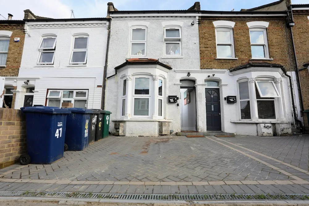 Stanhope Road Apartments