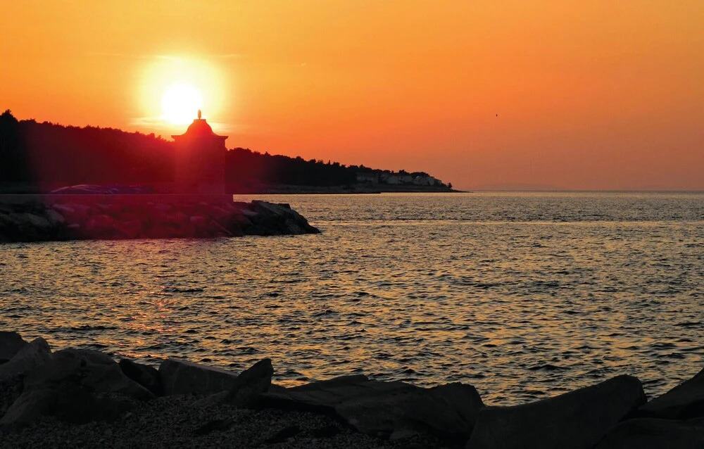 Awesome Apartment in Bol With 2 Bedrooms and Wifi