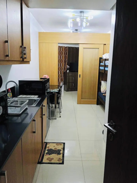 Gentle Pasay City Apartment for Rent - Perfect Family Getaway Near Mall of Asia