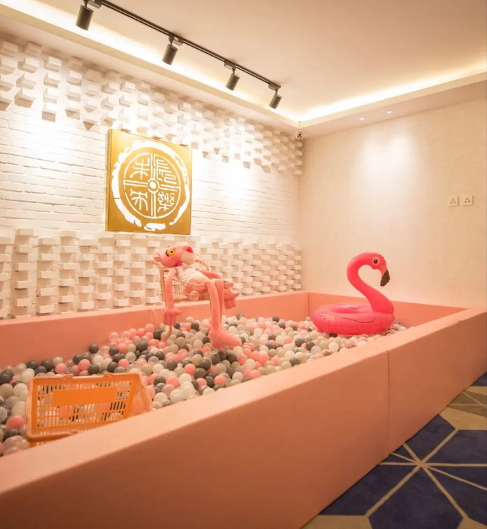 Weiyang Creative Hotel Chongqing Nanbin