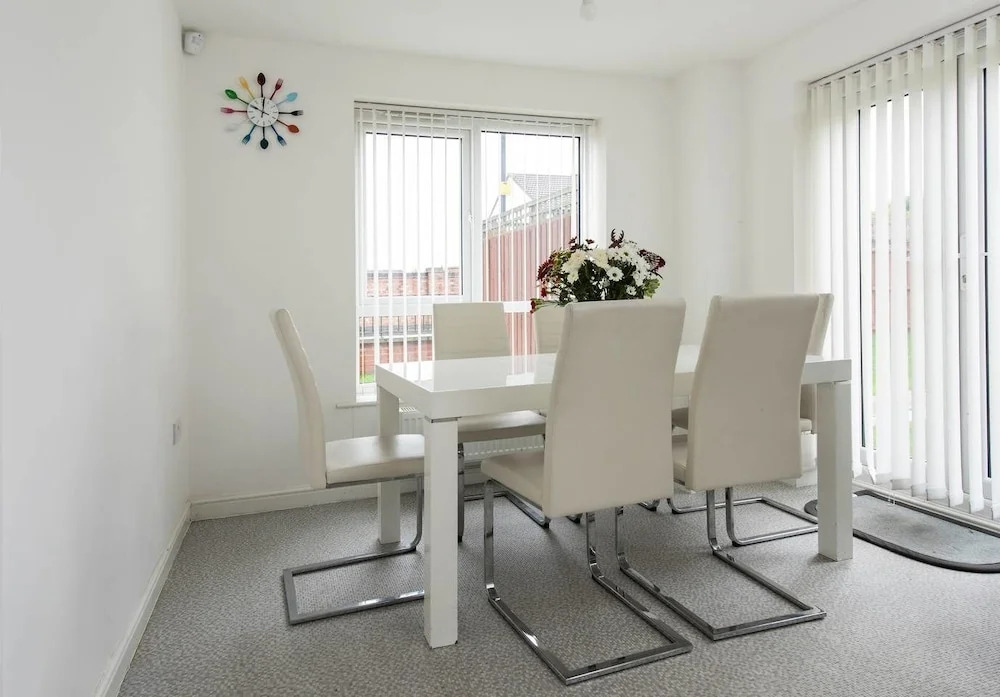 Superb Home With Free Parking - Man City Stadium