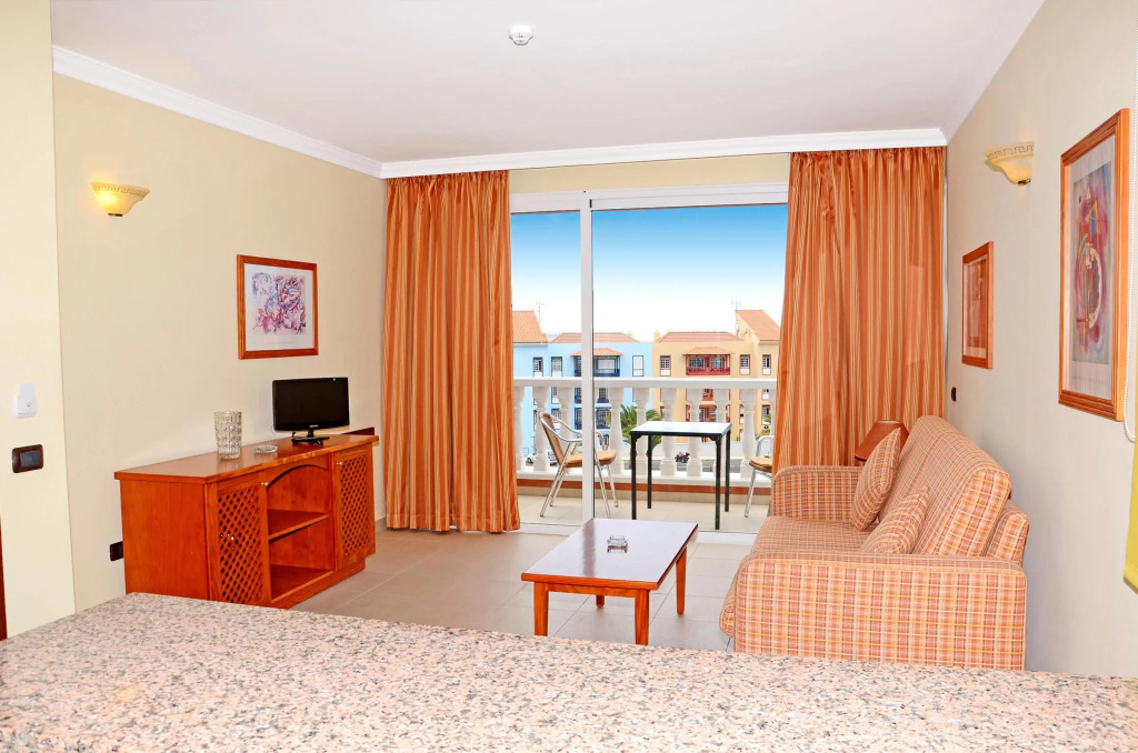 Apartamentos Callaomar