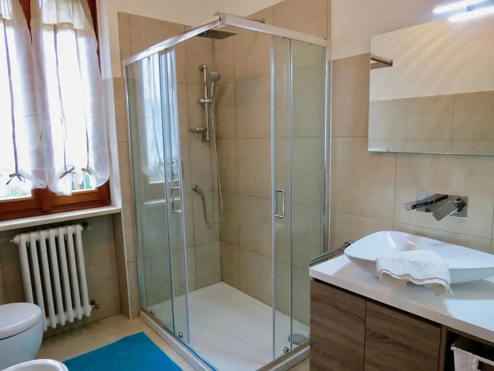 Villa Anastasye Your Lakefront Vacation Rental