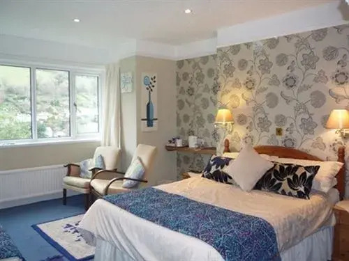 The Lodge Country Guest House