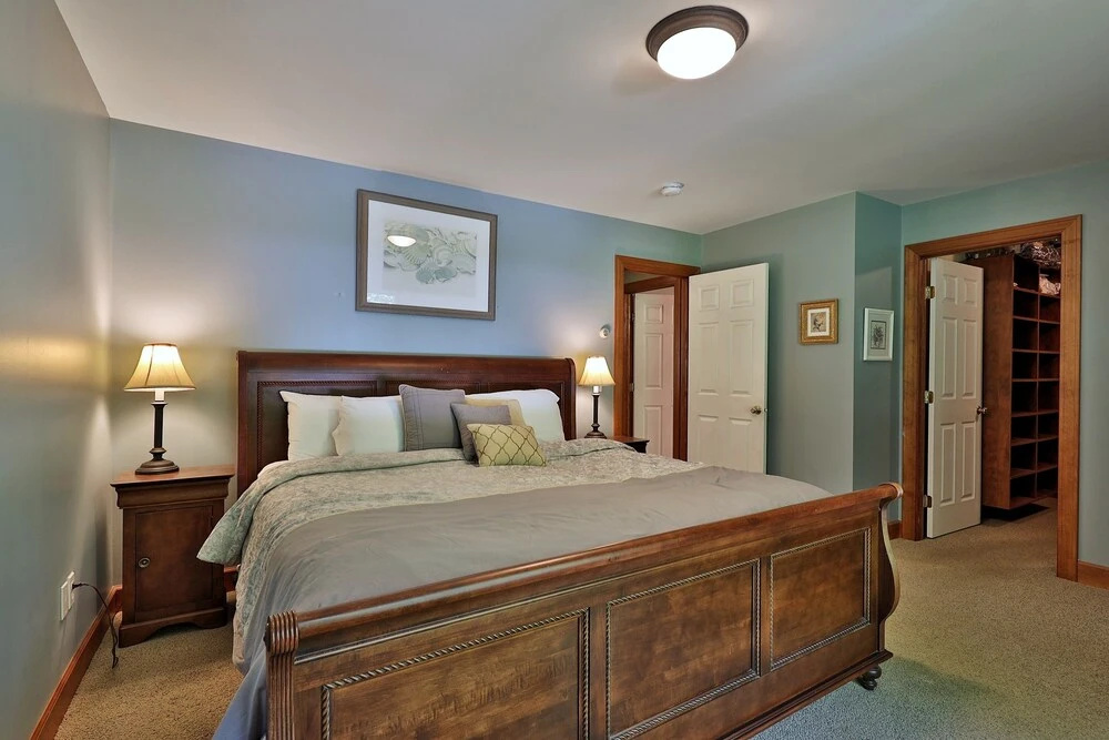 Cortina Mountain Chalet - Outdoor Hot Tub - Close to Pico and Killington Mountains home