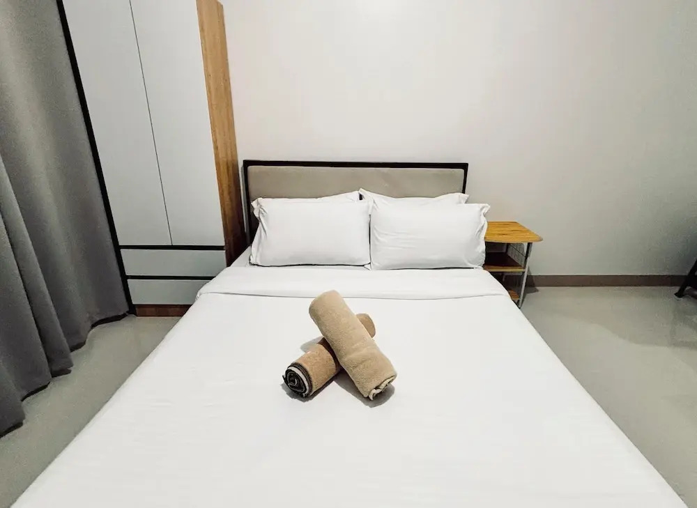 Simple Serene Studio Stay