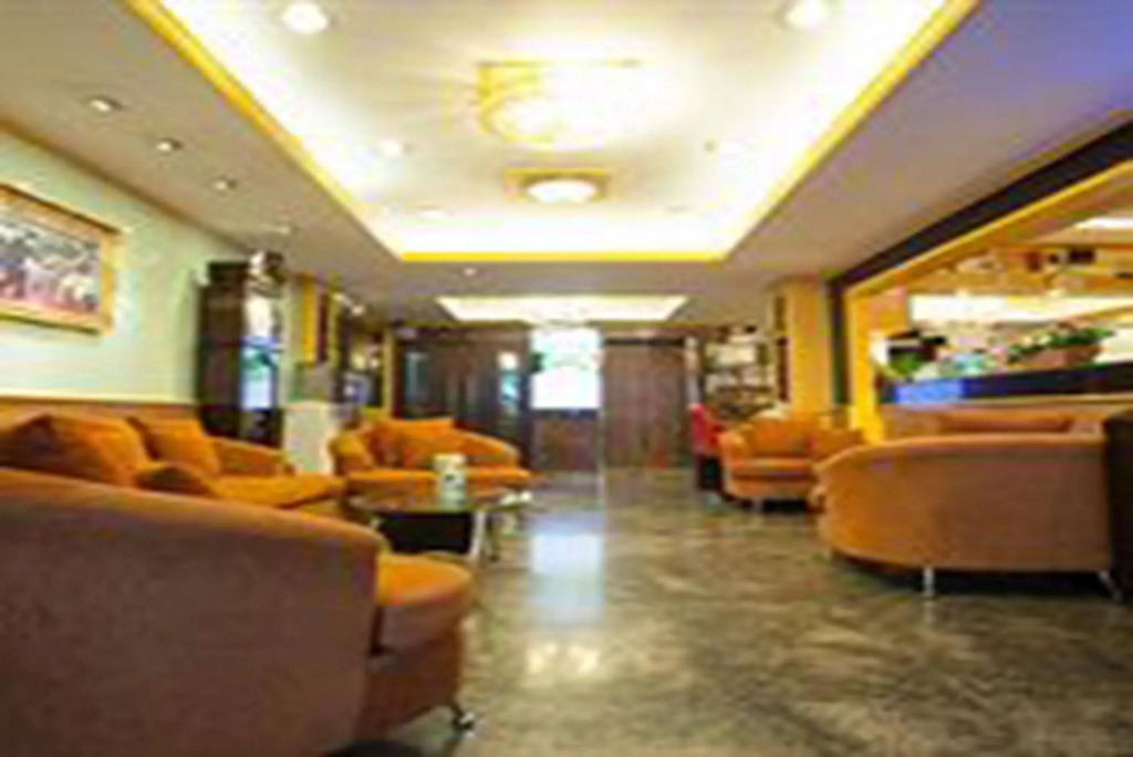 Hotel Grand Mandarin Latphrao 130 - No Parking