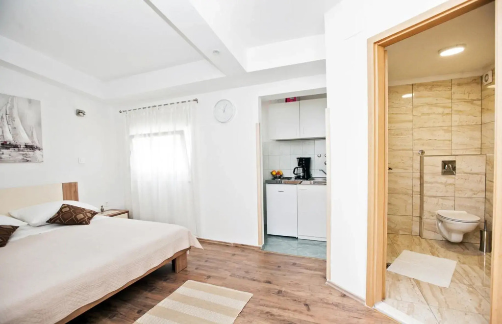 The Garden Rooms & Suites