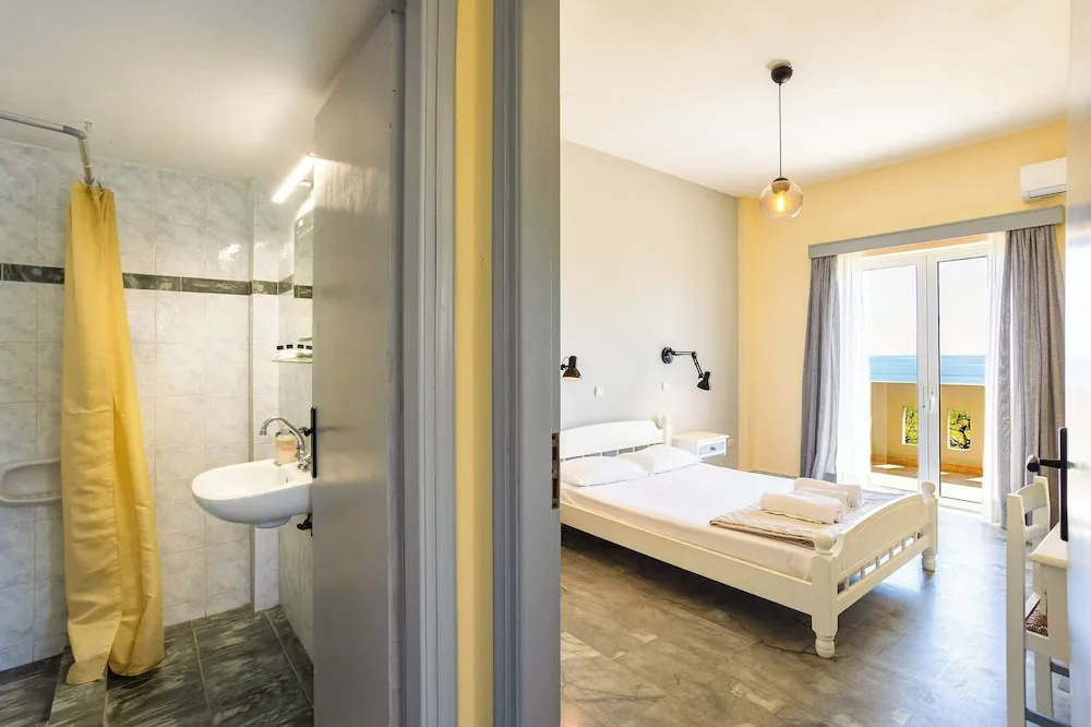 Beachfront Nest Memi Koroni-seaheaven House A1