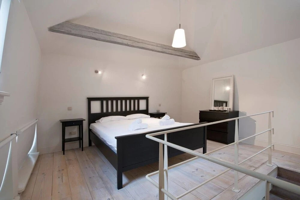 Saint Pauls Suite 5