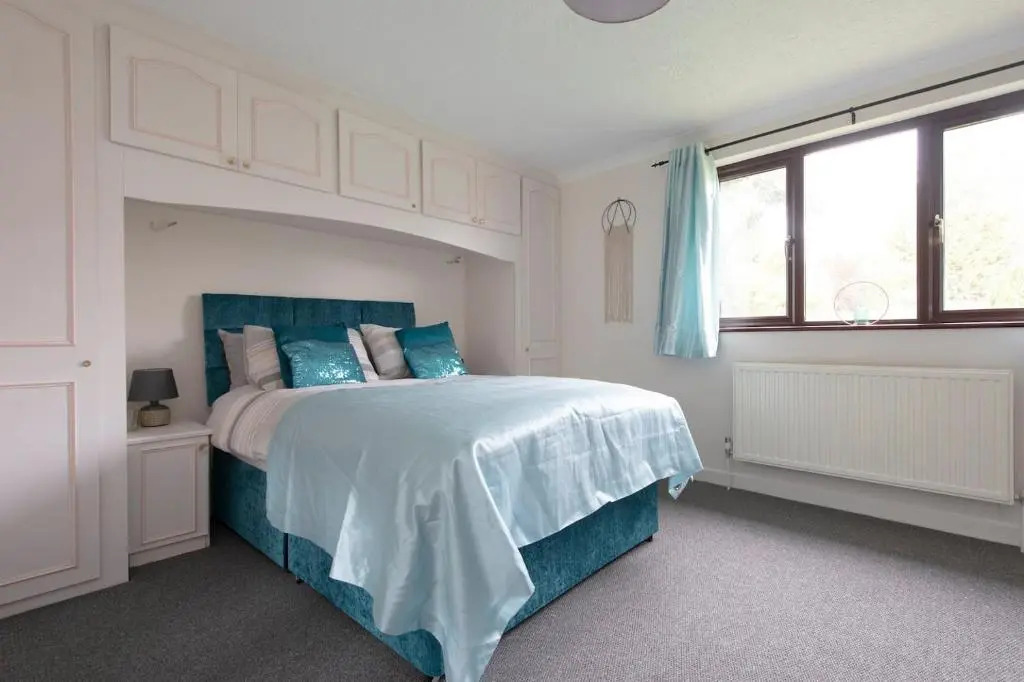 BookedUK - Bungalow House in Roydon