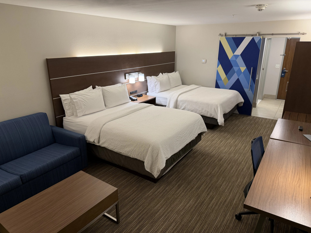Holiday Inn Express & Suites Hannibal - Medical Center by IHG