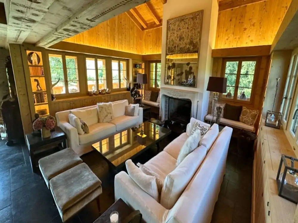 Cosy Chalet With Balcony/terrace