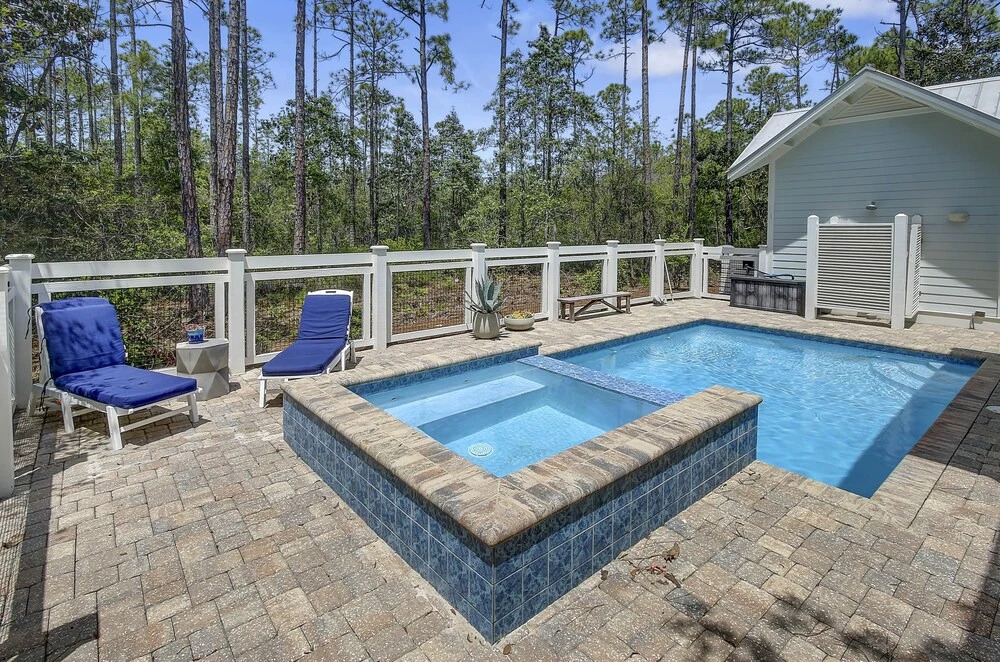 "emerald Tide" pool Golf Cart 4br/4.5ba/bonus Bunk Sleeps 12 4 Bedroom Home by RedAwning