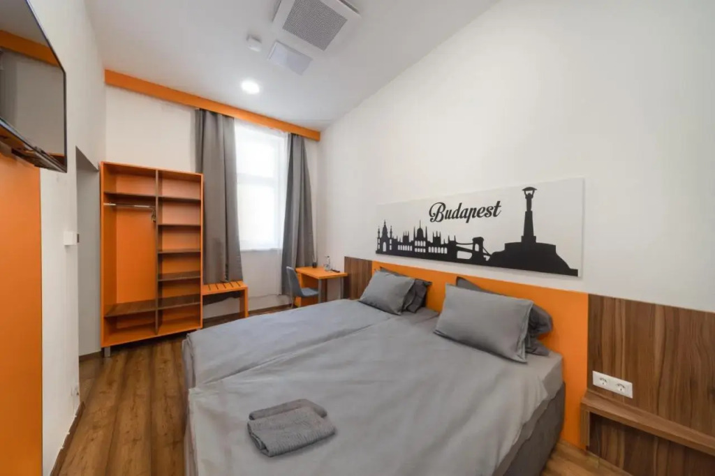 Rooms of WR19