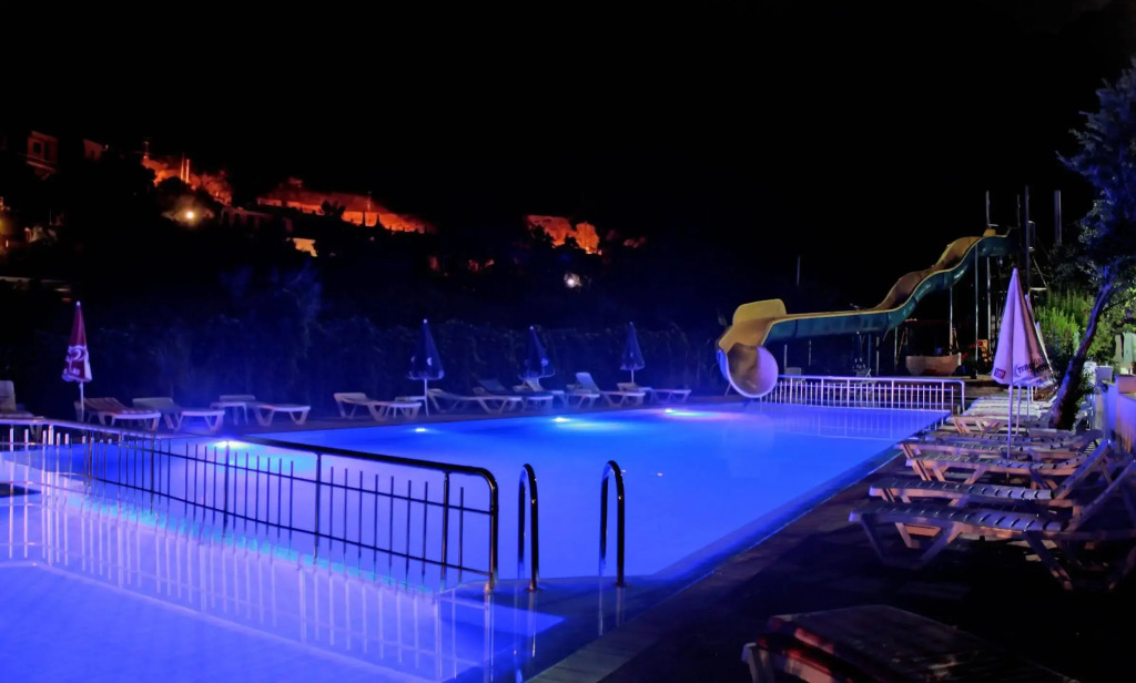 Verano Beach Hotel