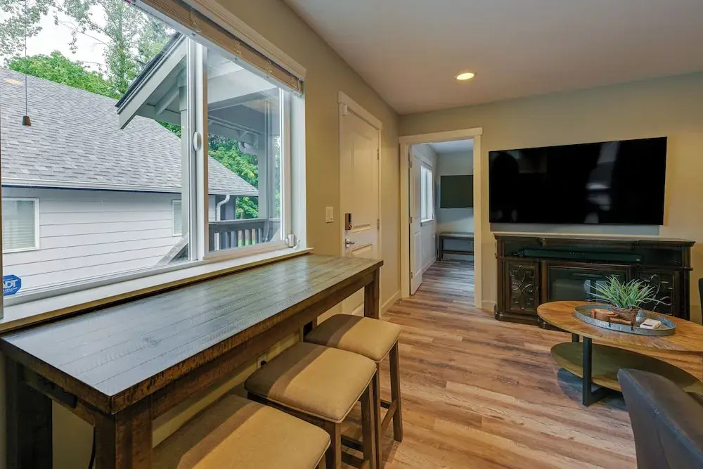 Modern Seatac Gem w/ Fireplace & Smart Tvs!