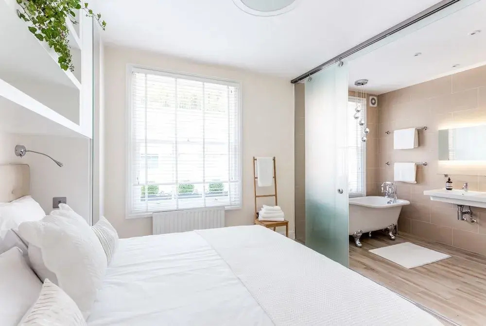 Logan Mews by Lime Street