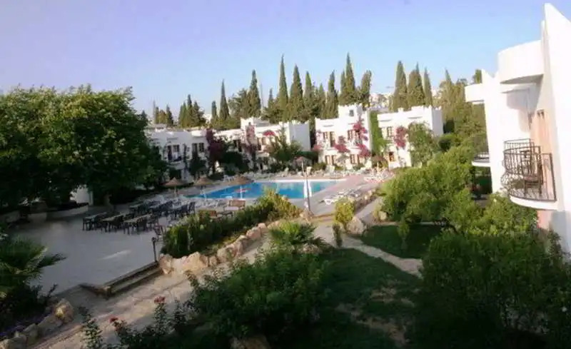 Flora Safir Hotel