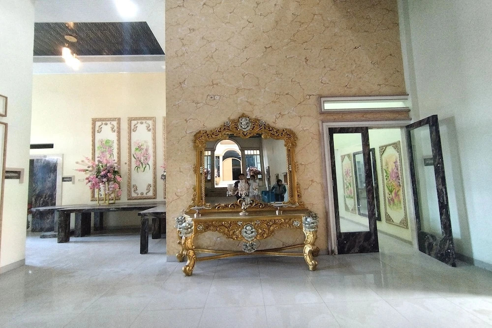RedDoorz near Islamic Center Jambi